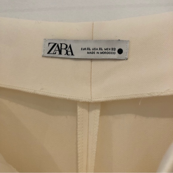Zara crepe white crop pant - Picture 4 of 4
